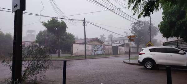 Alerta vigente: tormentas se desarrollan sobre tres departamentos - Clima - ABC Color
