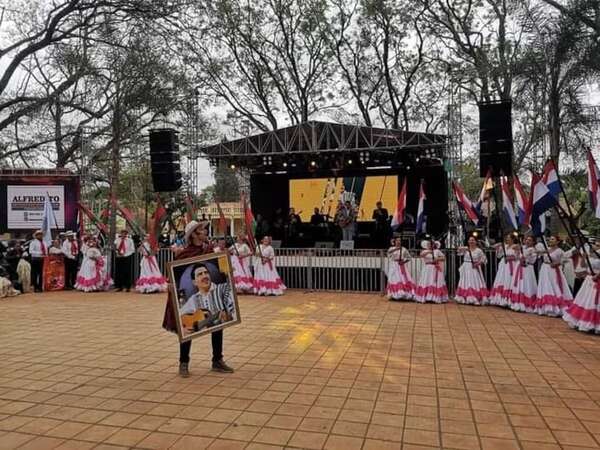 Preparan la XIII edición del Festival Luis Alberto del Paraná en Altos - Nacionales - ABC Color