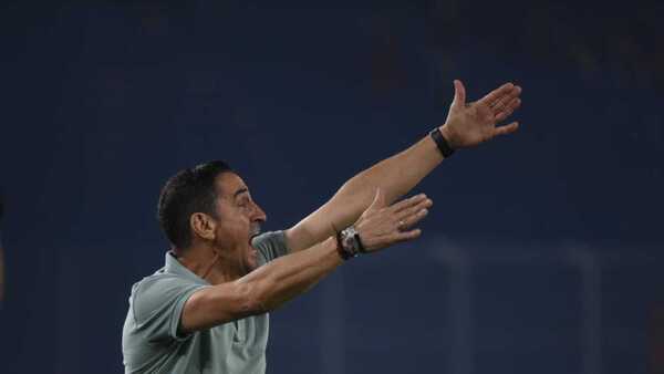 Manolo Jiménez niega que "el beso" sea para la hinchada azulgrana