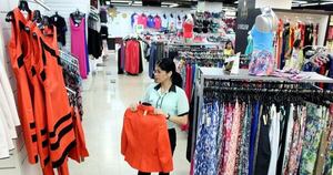 La Nación / Multitiendas abogan por un impacto menor al 10 % en precios de productos importados