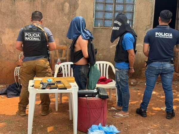 Desarticulan banda del PCC que planeaba asaltar entidades bancarias y comercios en la frontera - Policiales - ABC Color