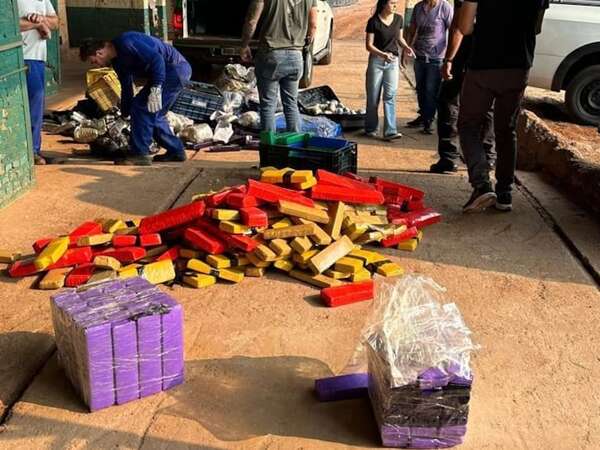 Incineran más de tres toneladas de droga incautadas en la frontera - ABC en el Este - ABC Color