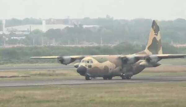 Así operará el avión “Hércules” para arrojar agua sobre los incendios del Chaco - Nacionales - ABC Color