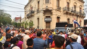Peña respalda gestión de Baruja en MUVH frente a protesta de Multisectorial