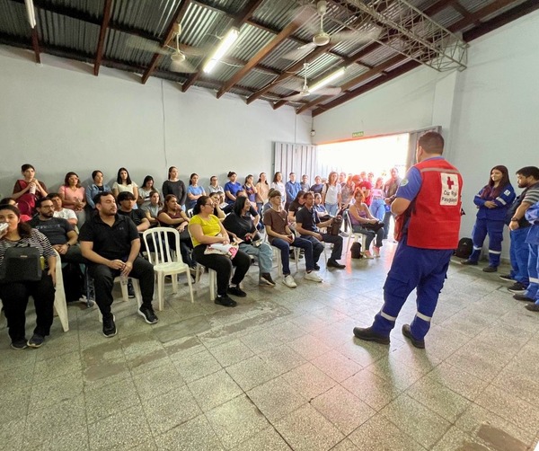 Cruz Roja destaca importancia de conocer los primeros auxilios ante crisis ambientales - Unicanal