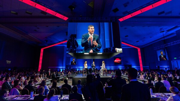 Para Peña, la estabilidad laboral “condena al trabajador paraguayo a no jubilarse”