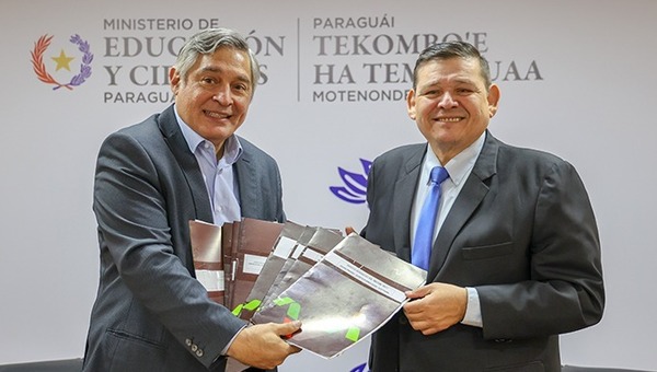 INDERT entrega al MEC 11 títulos de propiedad para escuelas - ADN Digital
