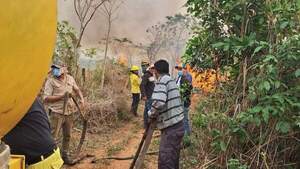 San Pedro sufre con incendios forestales y de pastizales en varias comunidades