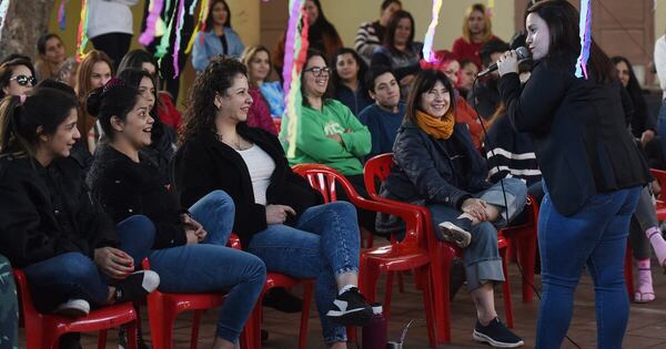 Diario HOY | Humor de “stand up” en el Buen Pastor: ¿una opción de reinserción social?