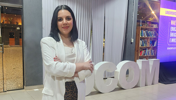 Mayara Garay: “La IA debe ser utilizada como herramienta para la búsqueda de información y la generación de pensamiento crítico”