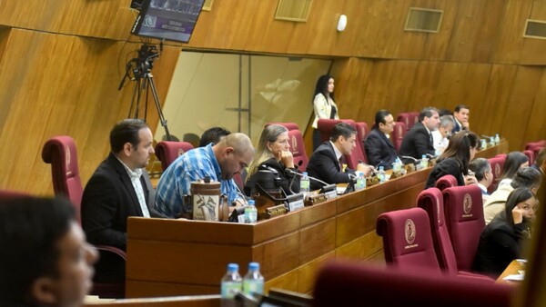 Piden investigar denuncias contra Jatar en Diputados