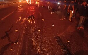 Camión atropella a motociclista