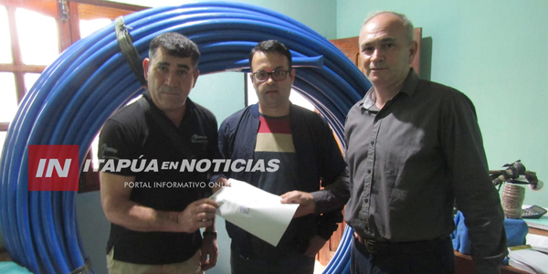 MUNICIPALIDAD DE SAN JUAN DEL PARANÁ ENTREGA INSUMOS A LA JUNTA DE SANEAMIENTO - Itapúa Noticias
