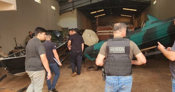 La Nación / Desmantelan depósito del narcotráfico fluvial