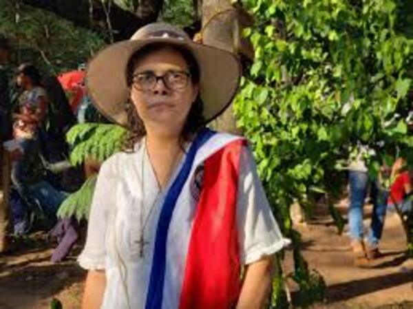 La Hna. Raquel Peralta es “Antorcha de la Libertad” 2024 - El Independiente