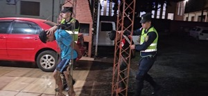 Detienen a dos jóvenes indigenas y recuperan motocicleta hurtada en Jesús