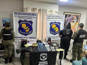 En condominio cerrado, capturan a presunto microtraficante en Luque - Unicanal