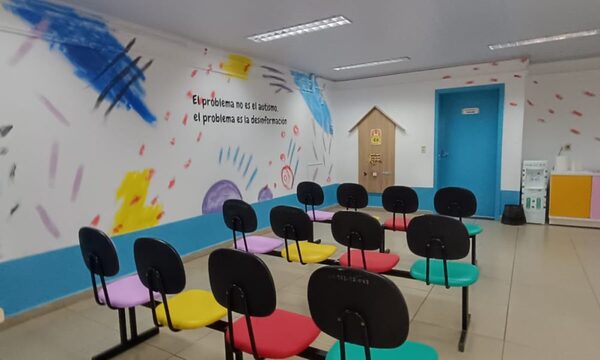 Suspenden inauguración de espacio para niños con TEA por ausencia de ministra