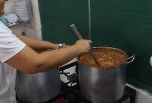 “Con la comida de los niños no se juega”: la tajante postura del ministro ante nueva falla de proveedora