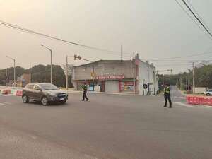 Denuncian que no respetan medidas de no girar en la cuestionada ruta en zona de Pedrozo - Nacionales - ABC Color