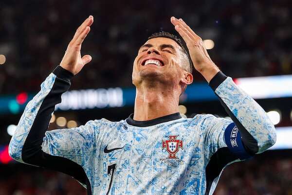 Cristiano Ronaldo suma 1 billón de seguidores en redes: “Hemos hecho historia” - Gente - ABC Color