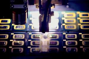 “China hace trampa”, acusa EE.UU. que impone un arancel al 100% en sectores estratégicos, incluido el de semiconductores - Mundo - ABC Color