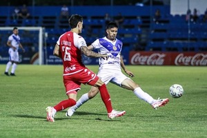 Dos juegos ponen fin a la Fecha 10 este viernes - trece