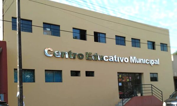 Imputan a profesor acosador del CEM