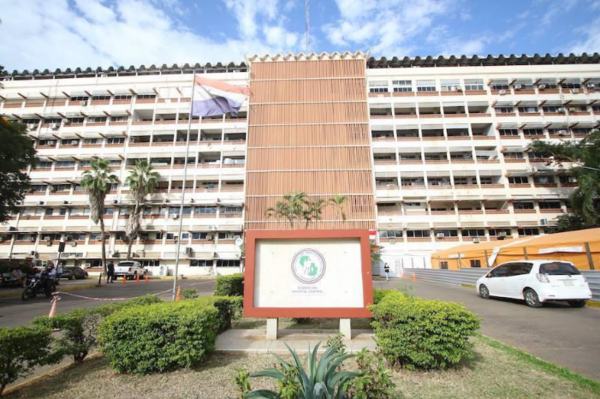 Cirujano dijo haber renunciado al IPS por “acusación falsa” de conducta criminal - Portal Digital Cáritas Universidad Católica