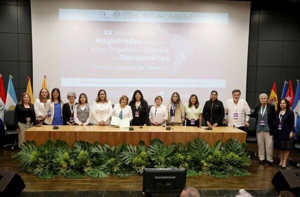 Se constituye la Federación de Mujeres Juezas de Latinoamérica (FEMJUL)