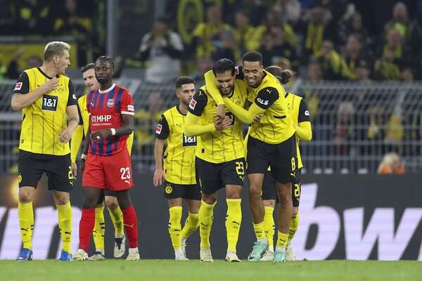 Adeyemi propulsa al Borussia antes del estreno en Liga de Campeones - Fútbol Internacional - ABC Color