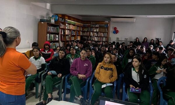 En Alto Paraná se sensibilizó sobre #NoviazgoSinViolencia a más de 750 jóvenes