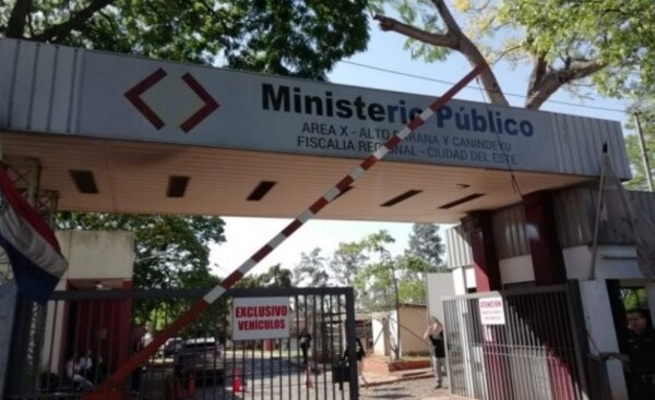 Falsifican firmas para realizar allanamientos, denuncian fiscales