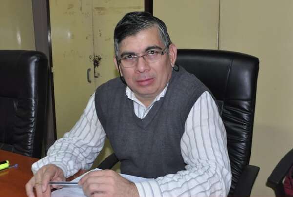 Edil cartista de Areguá acusa a Tadeo Rojas de trabar pedidos - Política - ABC Color