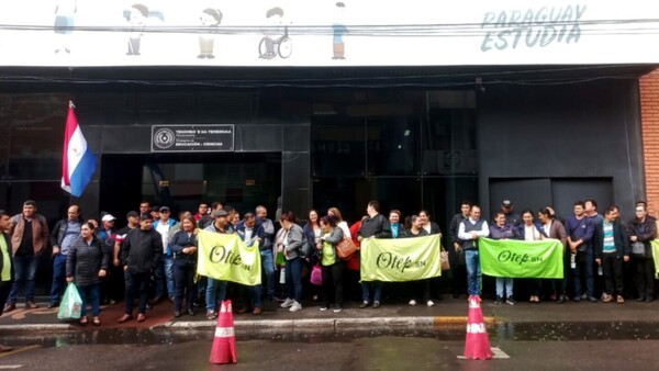 Docentes urgen el desdoblamiento en las aulas ante sobrepoblación escolar