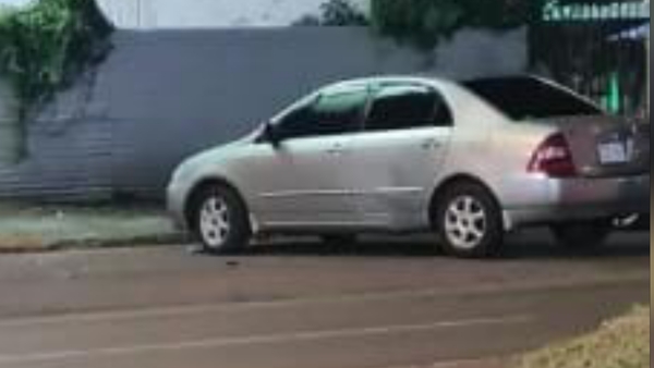 Hurtaron automóvil en el barrio Bernardino Caballero de Encarnación