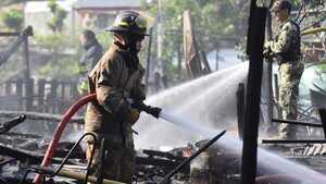 Susto en la Chacarita por incendio de viviendas