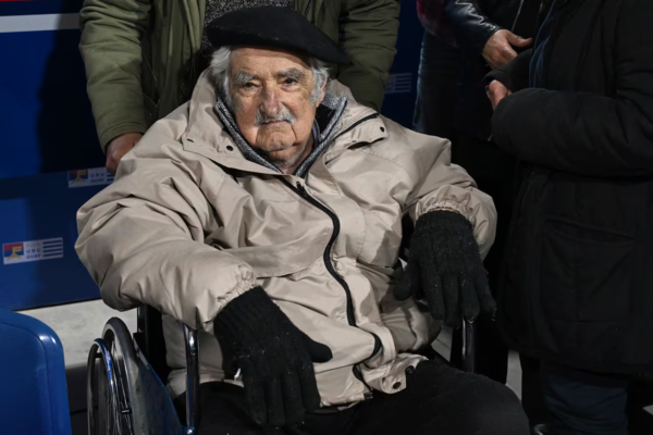 Pepe Mujica recibe el alta seis días después de operación
