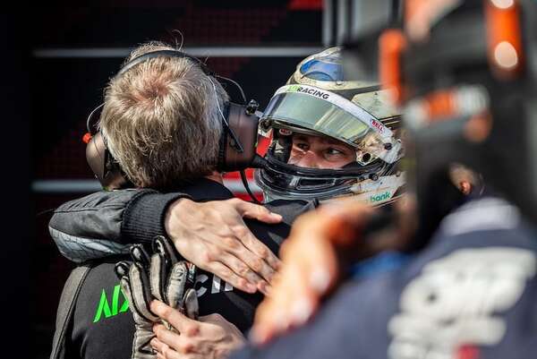 Joshua Duerksen: A qué hora y dónde ver mañana la carrera - ABC Motor 360 - ABC Color