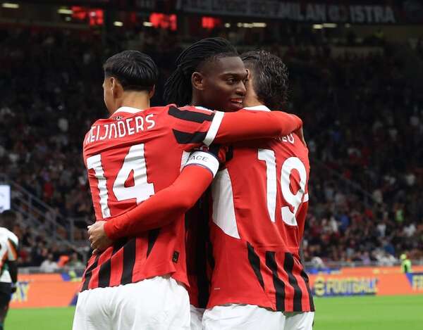 El Milan se pega un festín para reconducir la temporada - Fútbol Internacional - ABC Color
