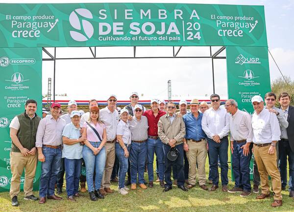 INICIÓ SIEMBRA DE SOJA 2024 CON DESAFÍO DE SUPERAR FACTORES ADVERSOS MEDIANTE UNA GRAN PRODUCCIÓN - Itapúa Noticias