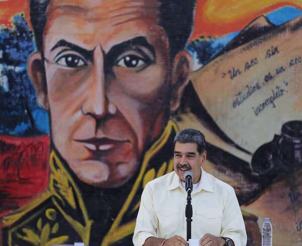 Maduro expresa su “absoluto” apoyo a Castro y envía un “gran abrazo” al pueblo de Honduras - Mundo - ABC Color