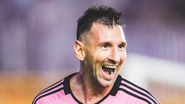 Lionel Messi regresa a lo grande