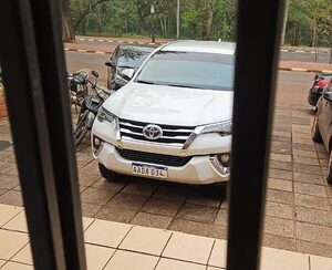 Roban camioneta en CDE