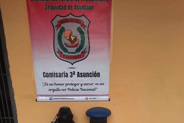 Detienen a pareja por robar en el predio de una conocida universidad en Asunción