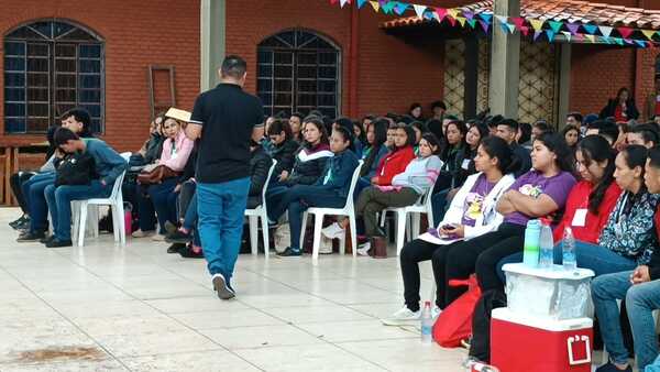Casi 800 jóvenes participan del XVIII Encuentro Juvenil Diocesano en Concepción