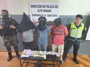 Demoran a camioneros por no justificar millonaria suma de dinero que transportaban - ABC en el Este - ABC Color