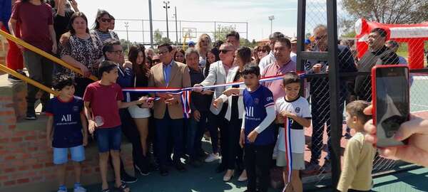 Inauguran plaza en Pilar en honor a una destacada docente: Adolfina Espínola de Cardozo - Nacionales - ABC Color