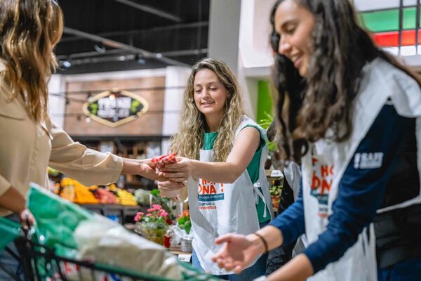 Banco de Alimentos invita a colaborar en su 20.ª Colecta Nacional de Alimentos - ADN Digital