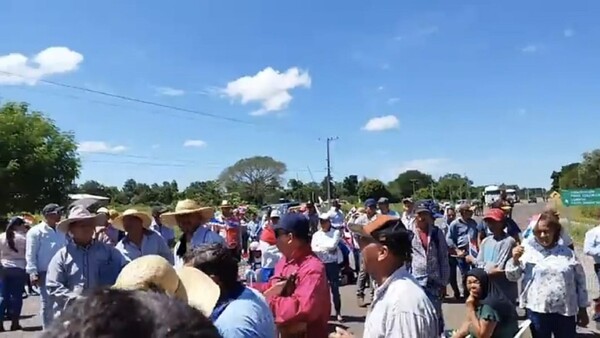 En Loreto preparan movilización exigiendo pavimentación de ruta